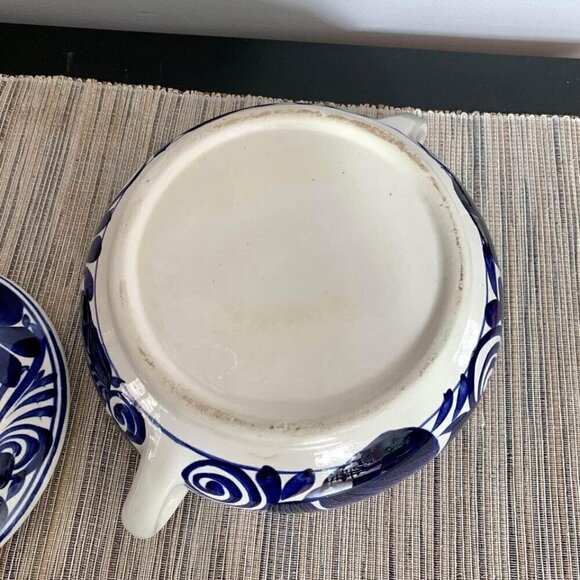 Blue and White Ceramic Soup Tureen Floral - Picture 9 of 9